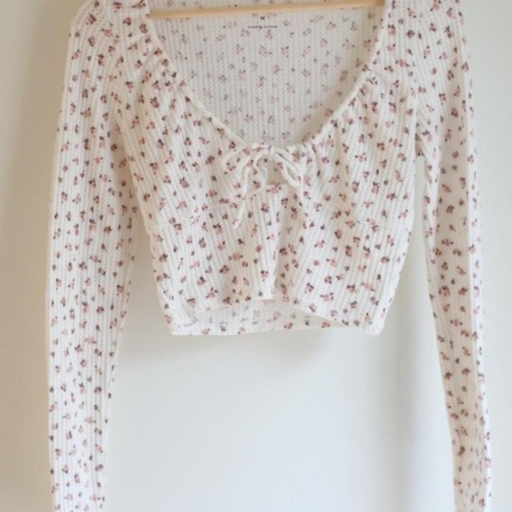 Aeropostale floral ribbed long sleeve tie front top 🌷 y2k soft girl